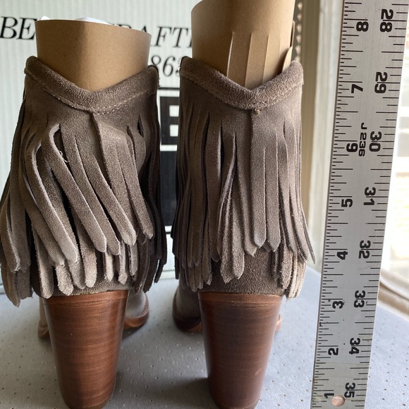 Brand New Frye short boots - Picture 3 of 5